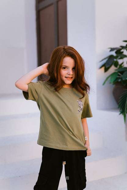 Old School Camo Bass Oversized T-shirt - Girls